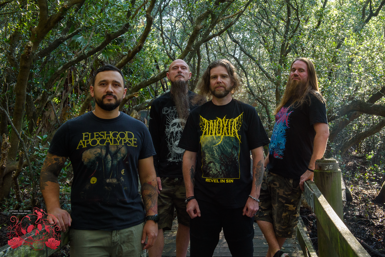 Dead By Dawn live photo